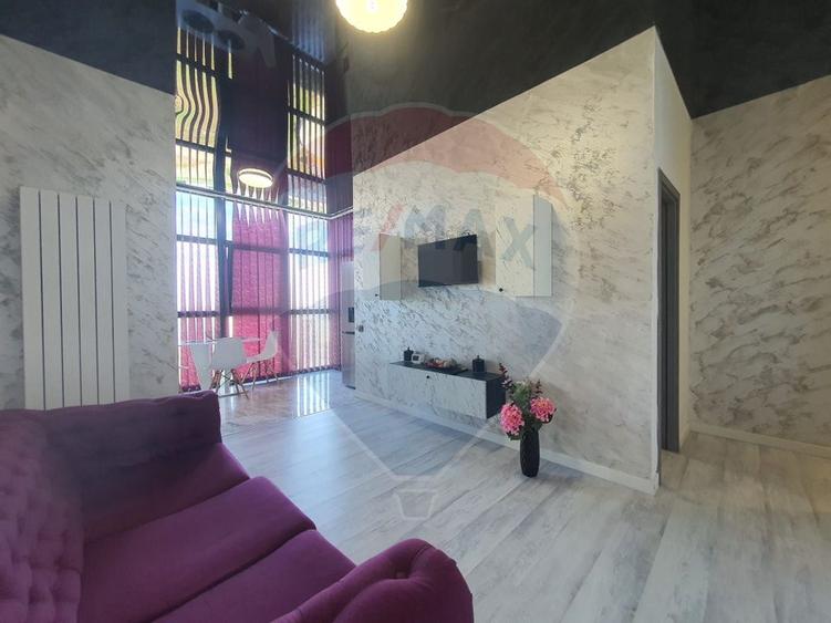 Vanzare Apartament cu 2 camere Lux in zona Tomis Nord - 4