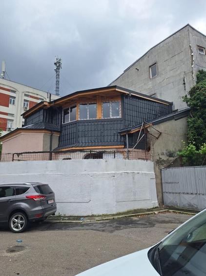 De Vanzare Casa 7 Camere Piata Operei - Plevnei - 32