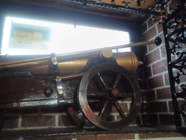 Stradal Mendeleev 80mp - 10