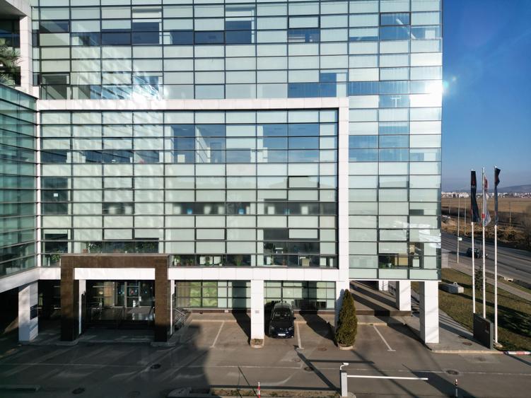 Spatiu de birouri de inchiriat, clasa A, zona Mall Moldova - COMISION 0% - 6