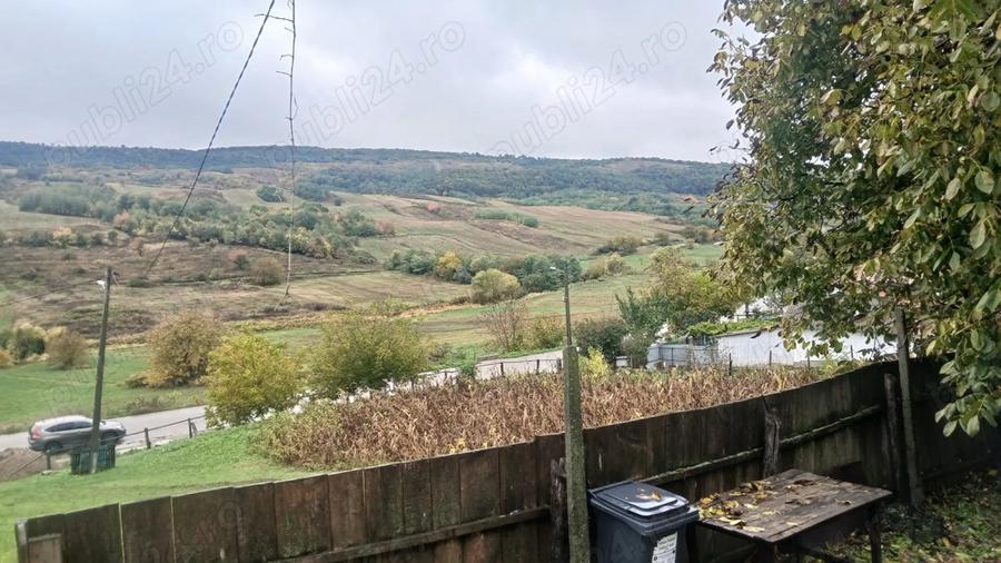 Vand casa batraneasca si teren intravilan in sat Floresti, comuna. Poienesti, jude?ul. Vaslui - 7