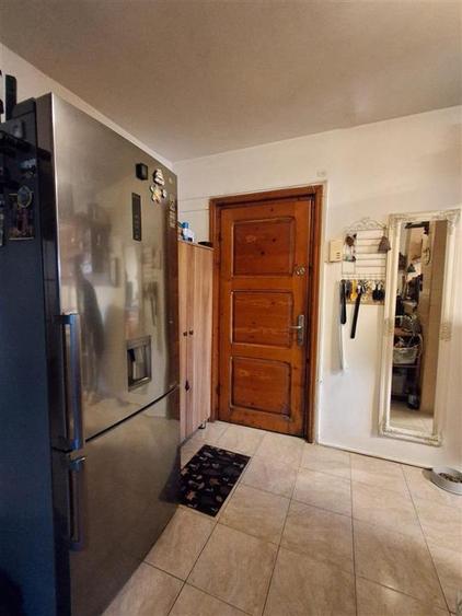 APARTAMENT CU 2 CAMERE DE VANZARE 0NESTI ZONA MAL - 2