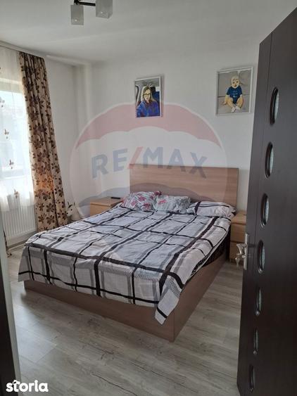 Casa / Vila cu 5 camere de vanzare - 9