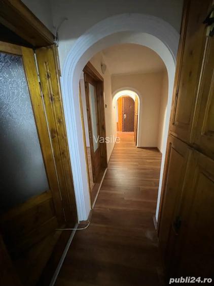 Vand apartament 3 camere