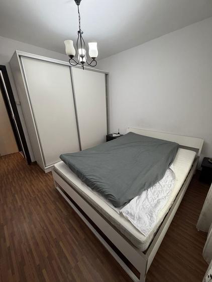 Inchiriez apartament 3 camere - 7