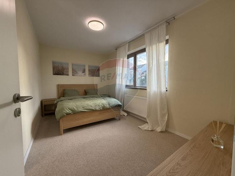 Apartament 70mp, 2 bai, terasa 10mp, garaj subteran - 10