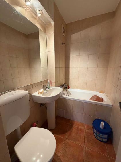 Vand apartament 3 camere - decomandat - etaj 2 - Strand - 3