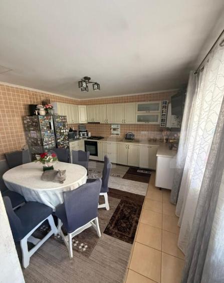 Casa/Vila multifunctioanala 230 mp utili, 520 mp teren, zon - 13