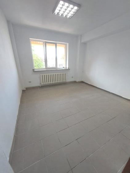 Ultracentral -bd. Mamaia , spatiu IDEAL BIROURI, 130 mp., etaj 1 - 10