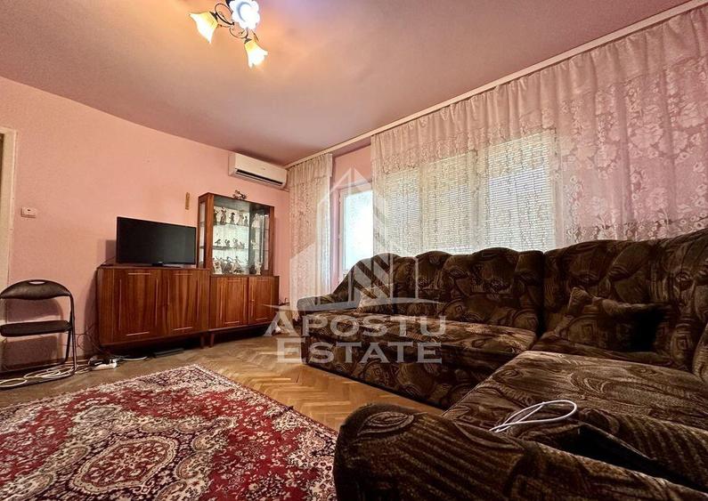 Apartament 3 camere, centrala proprie, zona Girocului - 6