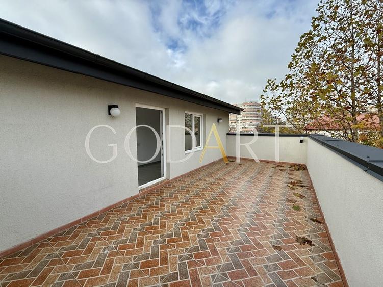 Oportunitate | Vila individuala | Curte | Tei - 25