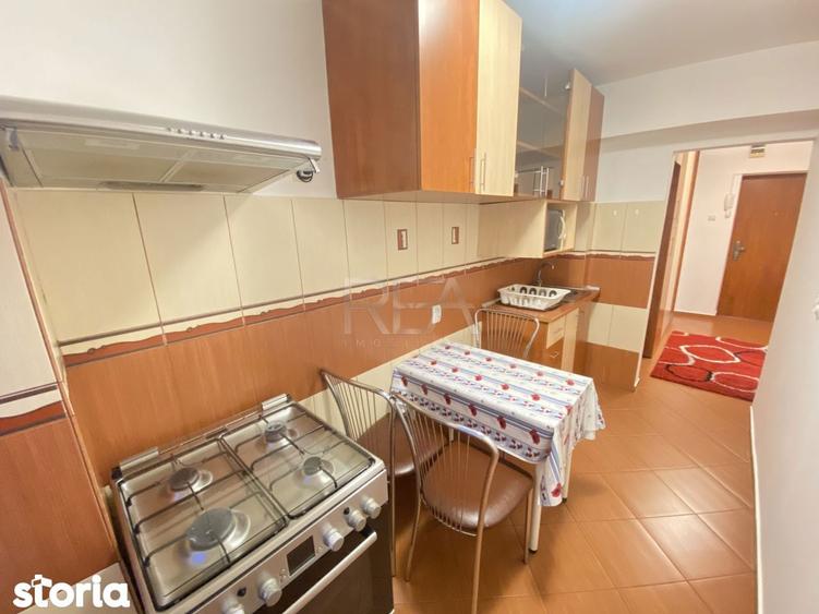 Garsoniera-Decomandata- Trafic Greu - 8