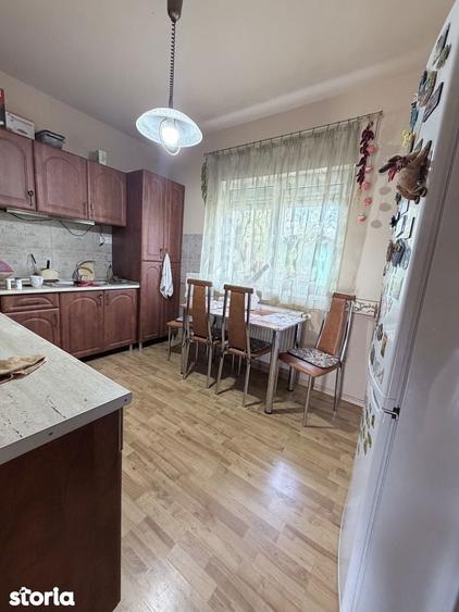 Vand casa 4 camere la cheie [singur in curte] - 6