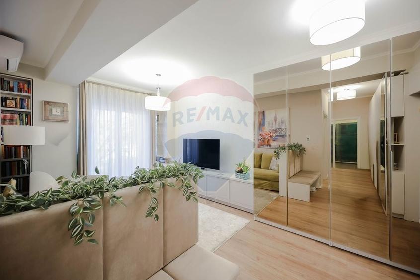 Apartament cu 2 camere de vânzare, ultracentral - 4