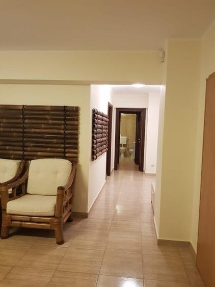 Apartament cu 3 camere decomandat, mobilat în Exterior Nord