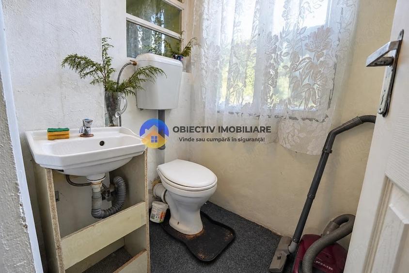 Casă cu 5 camere cu Teren 1477 Mp în Schitu Tarcău