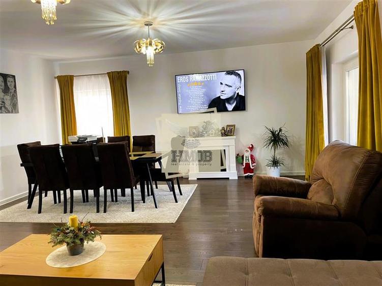 Duplex cu 4 camere cu Teren 250 Mp în Aeroport