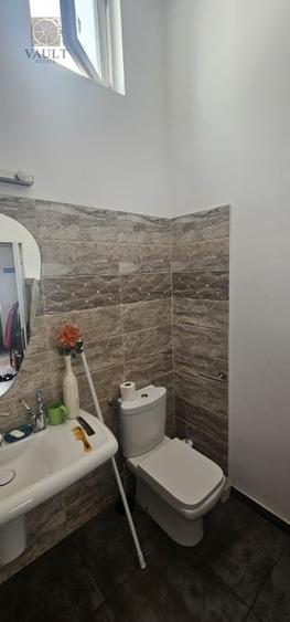 Apartament cu 2 camere decomandat, mobilat în Cișmigiu