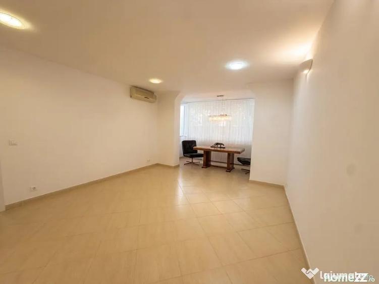 Apartament cu 3 camere decomandat în Eminescu