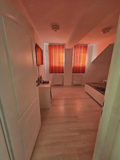 Apartament cu 2 camere decomandat în Fundeni