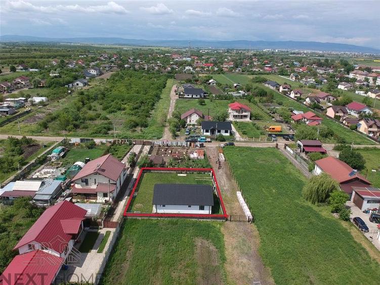Casă individuală cu 3 camere cu Teren 616 Mp în Exterior Est