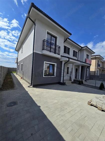 Duplex cu 5 camere in Giroc, zona Eso, comision 0% - 1