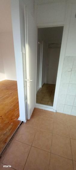 Apartament cu 5 camere în Central