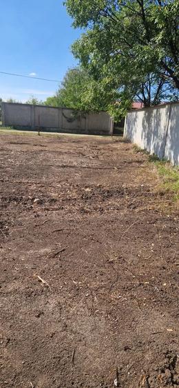 Teren de 750 mp, în Căciulați
