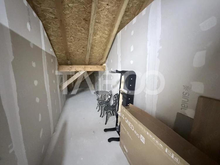 Garsoniera 37,5 mp utili etaj 2 parcare balcon boxa Selimbar Sibiu - 10