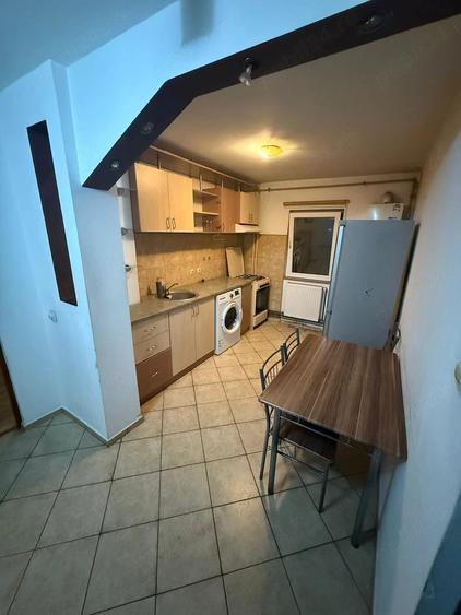 Apartament cu 2 camere semidecomandat în Olimpia-Stadion