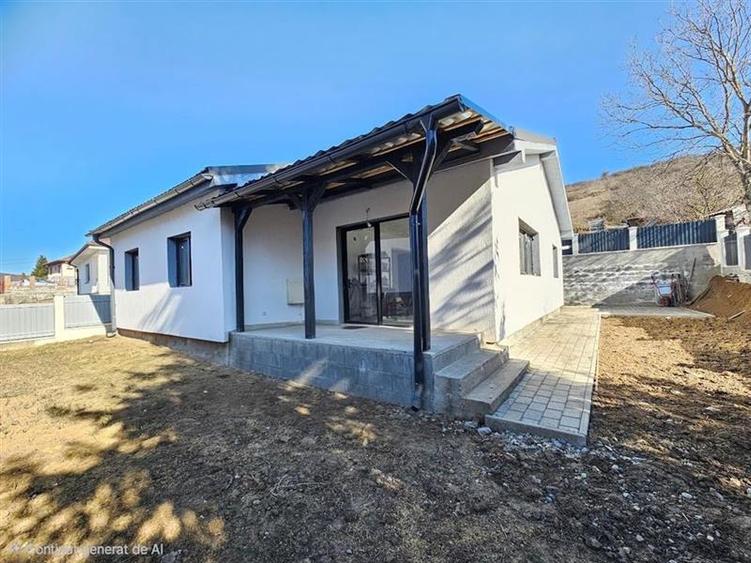 Casă individuală cu 4 camere cu Canalizare în Sâncraiu de Mureș