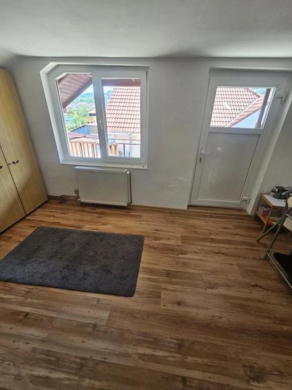 Casă cu Teren 300 Mp în Goranu