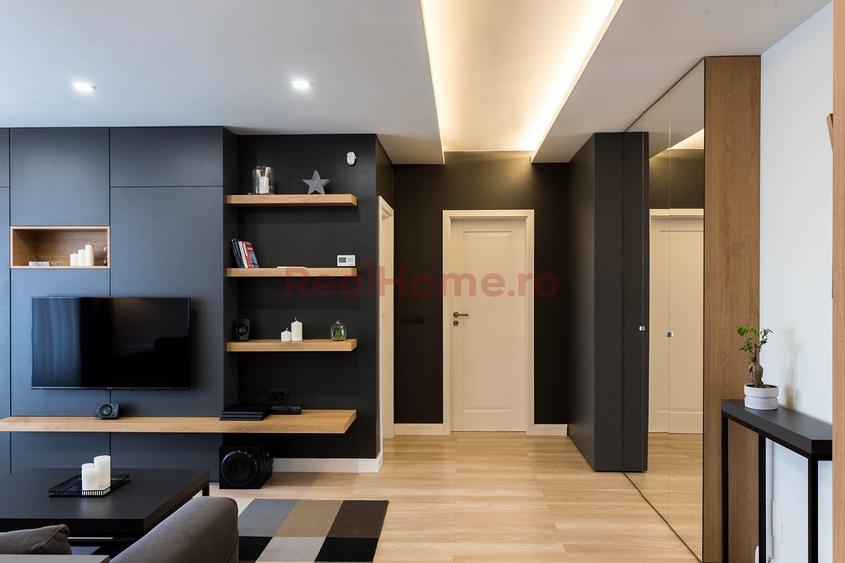 Apartament cu 5 camere decomandat în Theodor Pallady