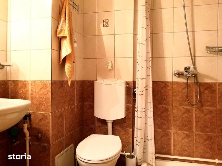 Apartament cu 4 camere decomandat în Stadion
