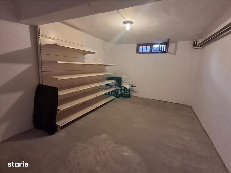 Apartament cu 4 camere decomandat în Central
