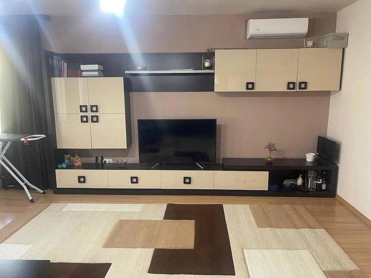 Inchiriez apartament 3 camere - 9