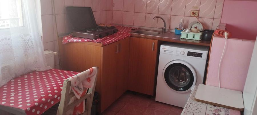 Inchiriez camera la curte, Oras Pantelimon - 3