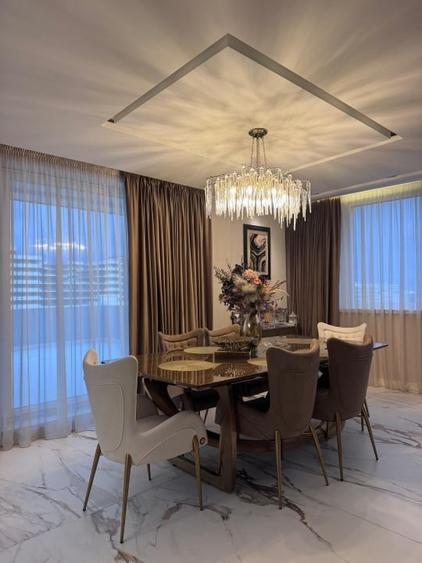 Penthouse futurist situat in Mamaia Nord - 12