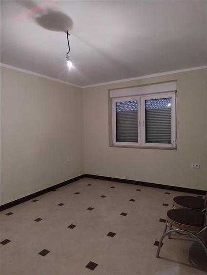 RECO Apartament cu 3 camere in Beius - 7