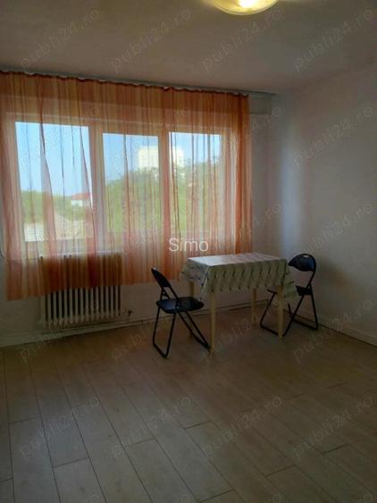 Proprietar inchiriez ap 2 camere nedecomandat - Complex