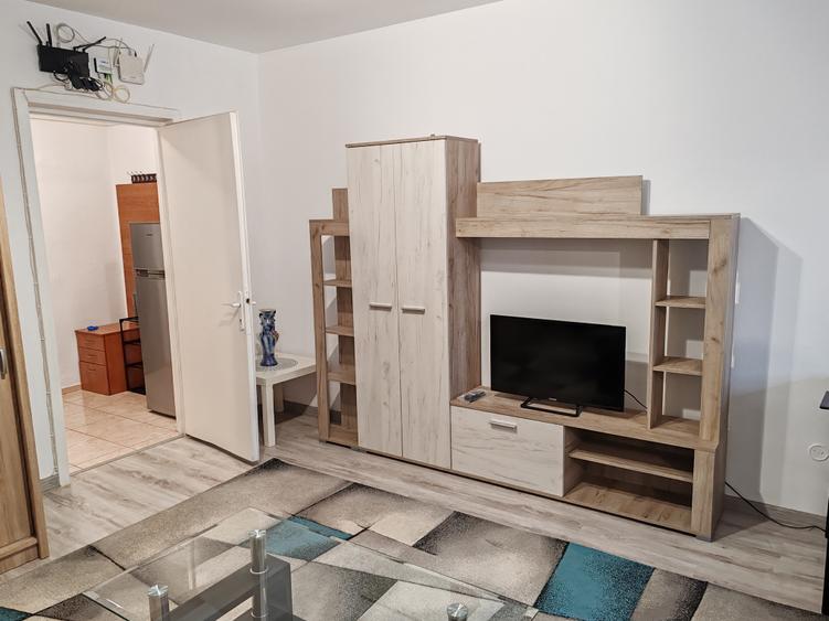 Garsoniera libera la vanzare zona Calea Bucuresti - 4