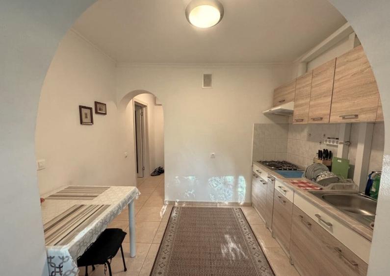 Apartament cu o camera de inchiriat pe Aleea Detunata - 5