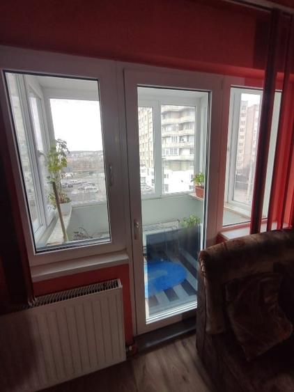 Inchiriez apartament cu 3 camera - 4