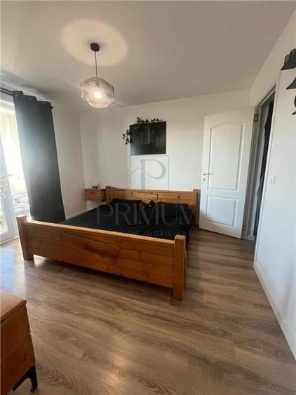 GIROC - 3 CAM - LOC PARCARE - INCALZIRE PARDOASEALA - UTILAT/MOBILAT MODERN - 14