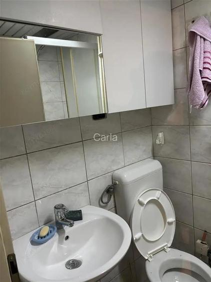 Vanzare garsoniera zona 13Septembrie