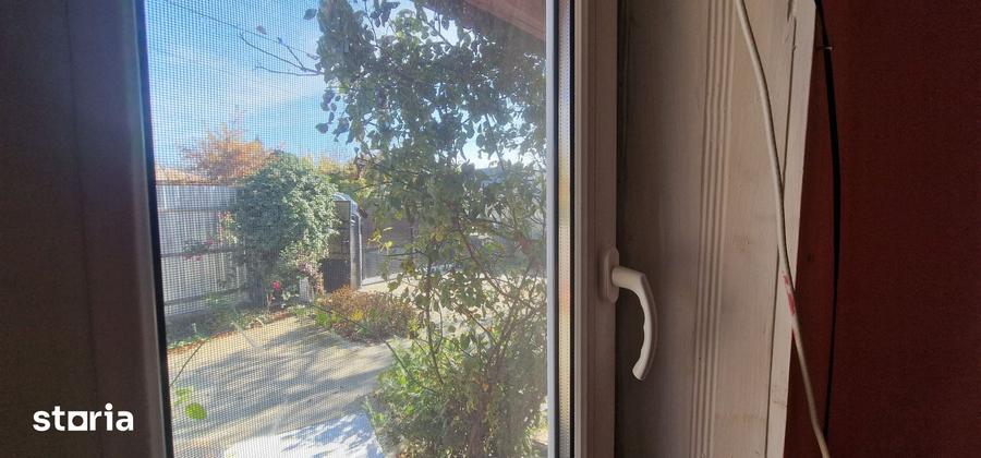 Casă cu 3 camere cu Teren 3589 Mp în Săucești