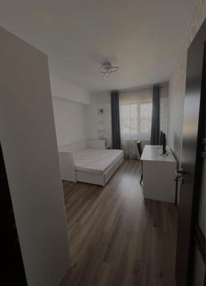 Caut colega apartament, 3 camere - 3