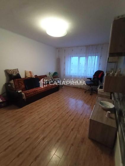 CUG, Apartament 3 camere decomandat! Eliberare rapida !