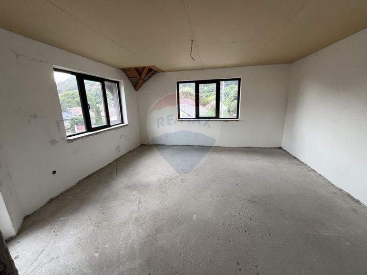 Casa de vanzare in Campulung la pret de apartament. - 7