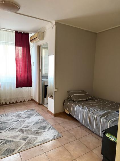 Garosoniera de vanzare-Metrou 1 Decembrie 1918(piata Trapezului) - 7